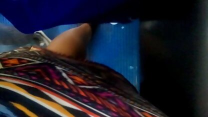 Latina de cabelo encaracolado a lamber bolas tipo na sauna videos eroticos de trans e a saltar de carro