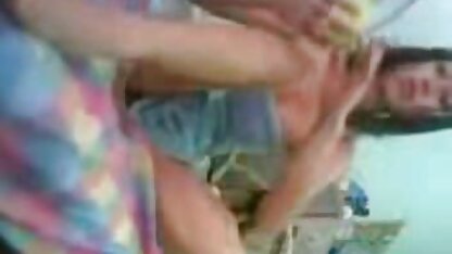 O tipo videos eroticos caiu na net tem um broche interracial o fresco de uma mulher negra e a sua Pila
