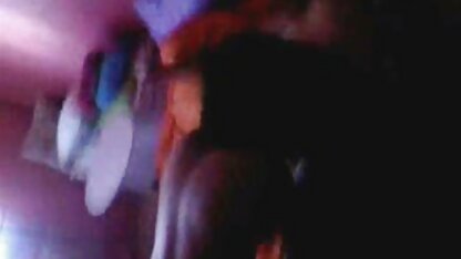 Fode a morena com as mãos atadas com uma massagens eroticas filmes corda