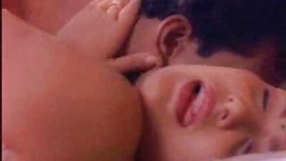 Roupa interior Sexual e lamber os dedos sexo erótico grátis