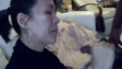 Mulheres grandes a usar o falo do amante na sala video erotico frances