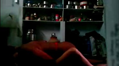 Os casais de donas de casa video erotico negras maduras metem-se com um rapaz novo.