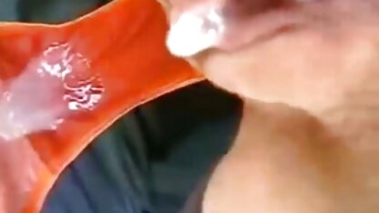 Ele próprio ficou satisfeito com os dedos pornô hq na cadeira.