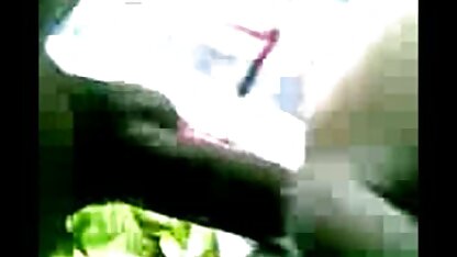 Sua namorada empurra o agregado para a Boca de uma morena madura e coloca o esperma em vídeo pornô eróticos seu rosto