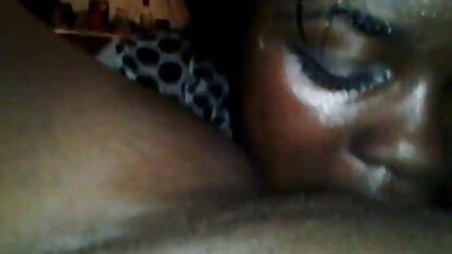 Dois negros e uma morena careca. video erotico corno
