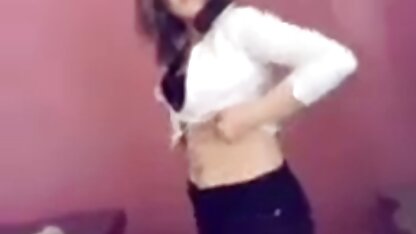 Namorada tatuada namorado frito com óculos grossos porno erodico na vagina